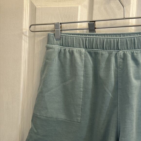 NWT Universal Thread Womens Aqua Blue Sweat Shorts Size Large Drawstring Pockets - Picture 10 of 16